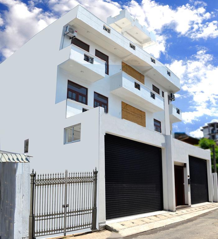 Orchidee Apartments Dehiwala-Mont Lavinia Extérieur photo