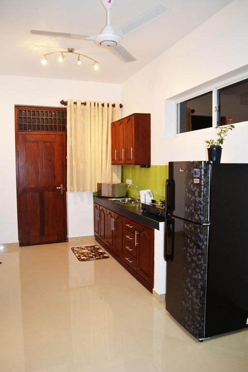 Orchidee Apartments Dehiwala-Mont Lavinia Extérieur photo