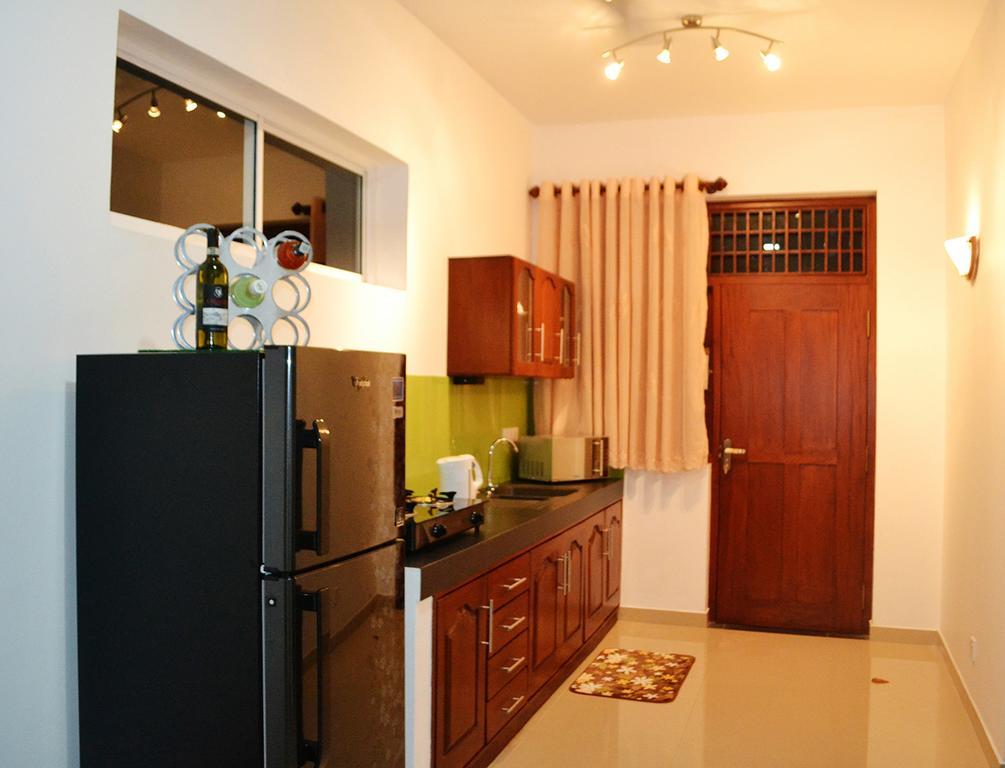 Orchidee Apartments Dehiwala-Mont Lavinia Extérieur photo