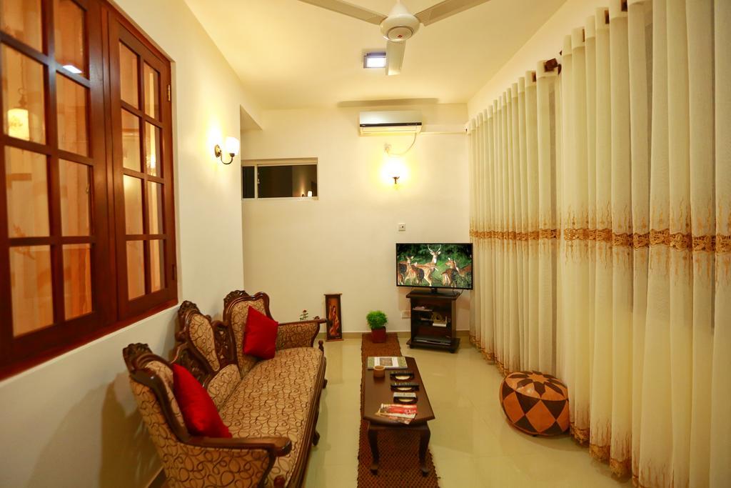 Orchidee Apartments Dehiwala-Mont Lavinia Extérieur photo