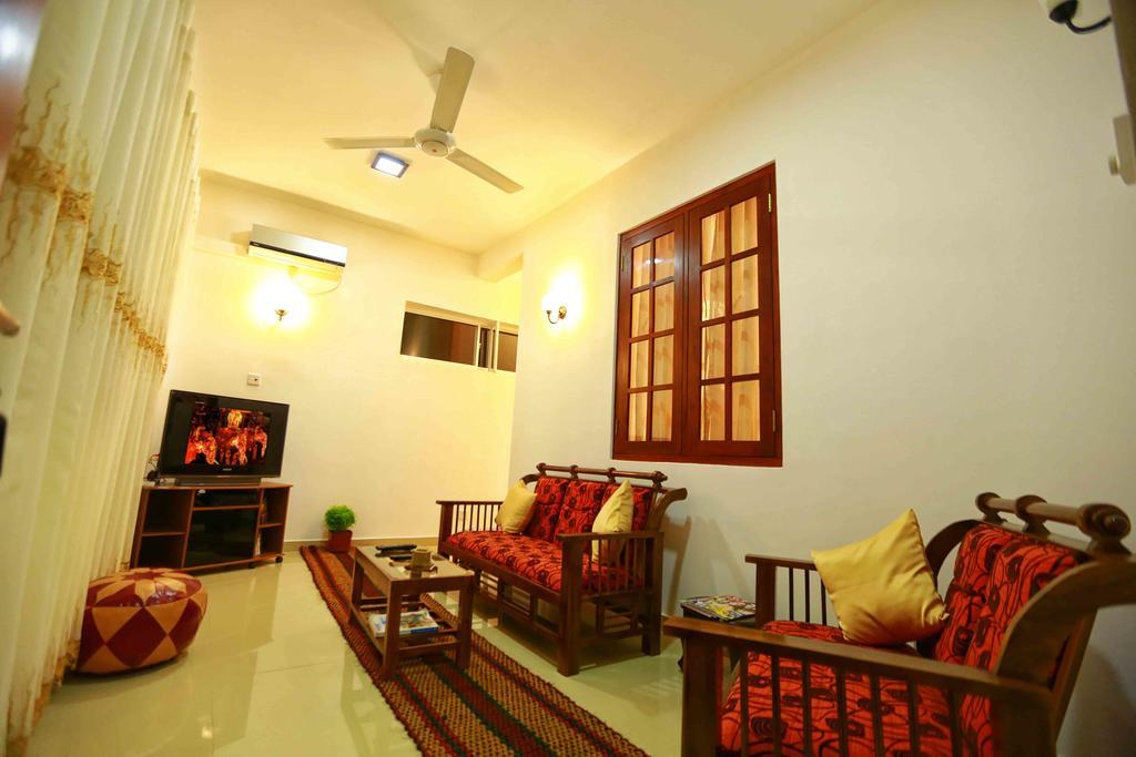 Orchidee Apartments Dehiwala-Mont Lavinia Extérieur photo