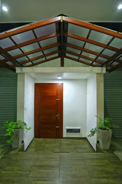 Orchidee Apartments Dehiwala-Mont Lavinia Extérieur photo